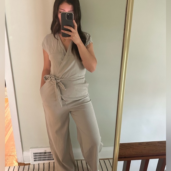 100% linen romper (in grey) - Picture 1 of 7